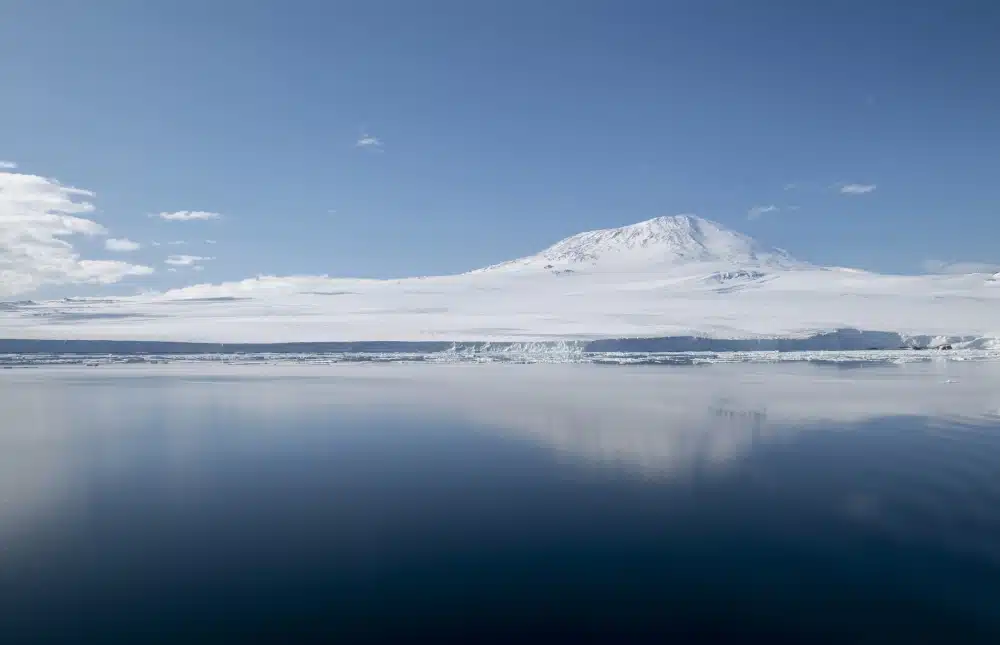Antarctique-mer de Ross-mont Erebus