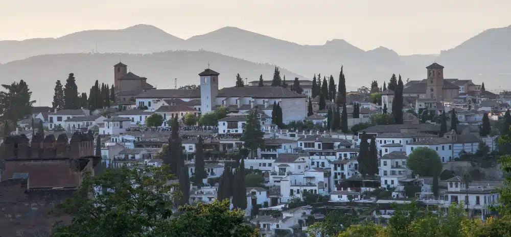 No-2499_E010522_Alhambra_Grenade_Spain@StudioPONANT_Doriane Letexier (1)